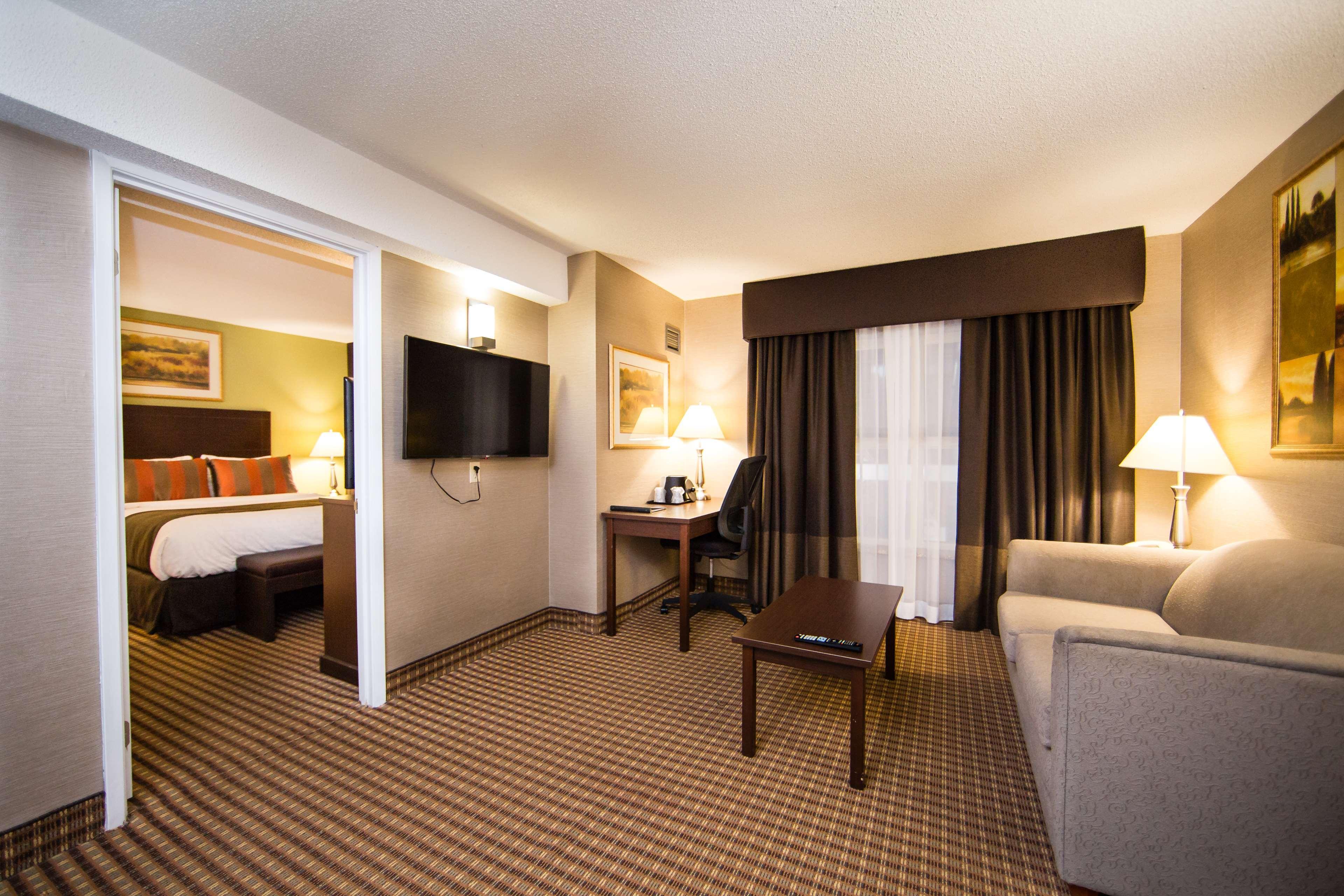 Best Western Plus Ottawa Kanata Hotel And Conference Centre Esterno foto