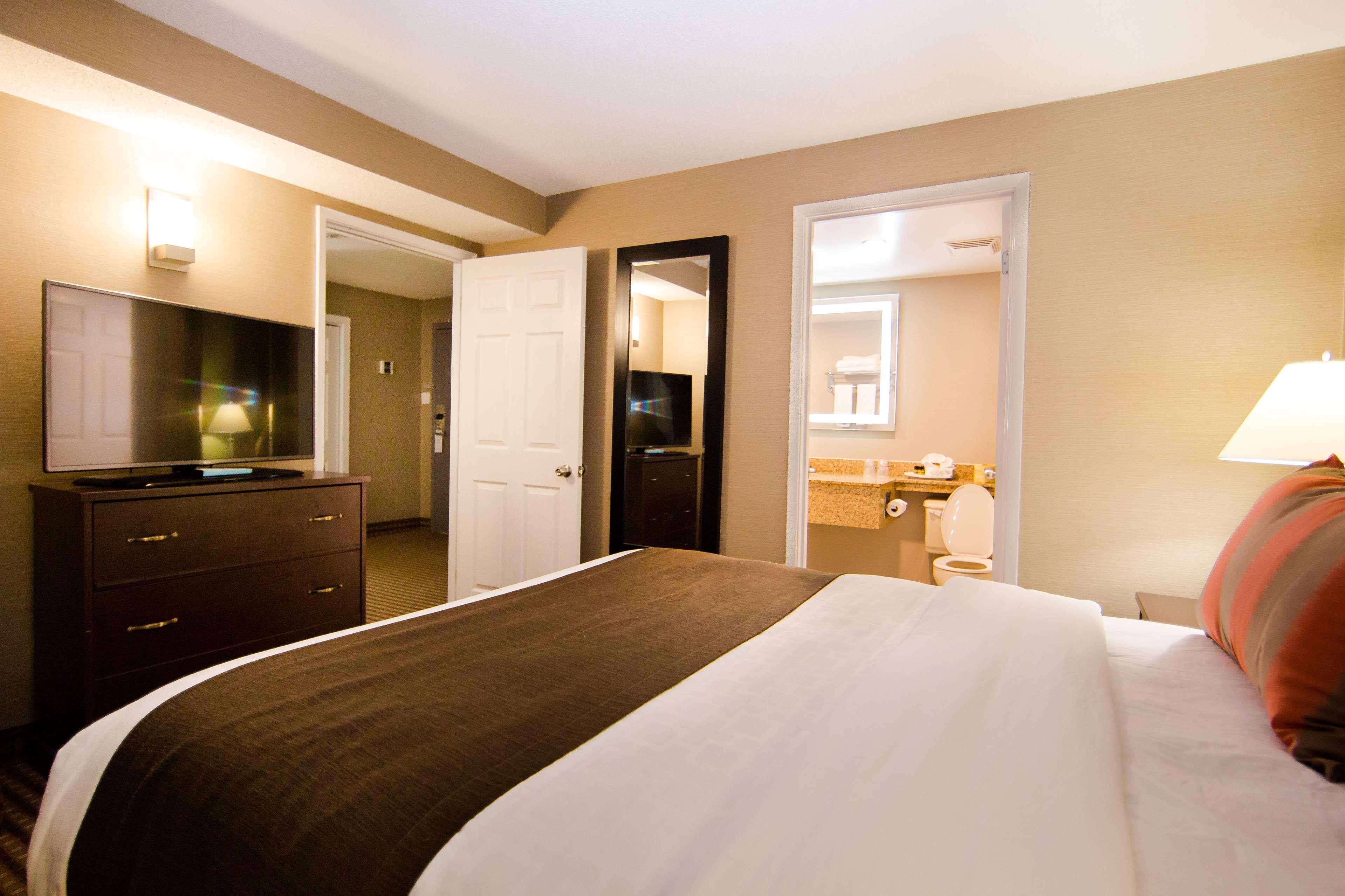 Best Western Plus Ottawa Kanata Hotel And Conference Centre Esterno foto