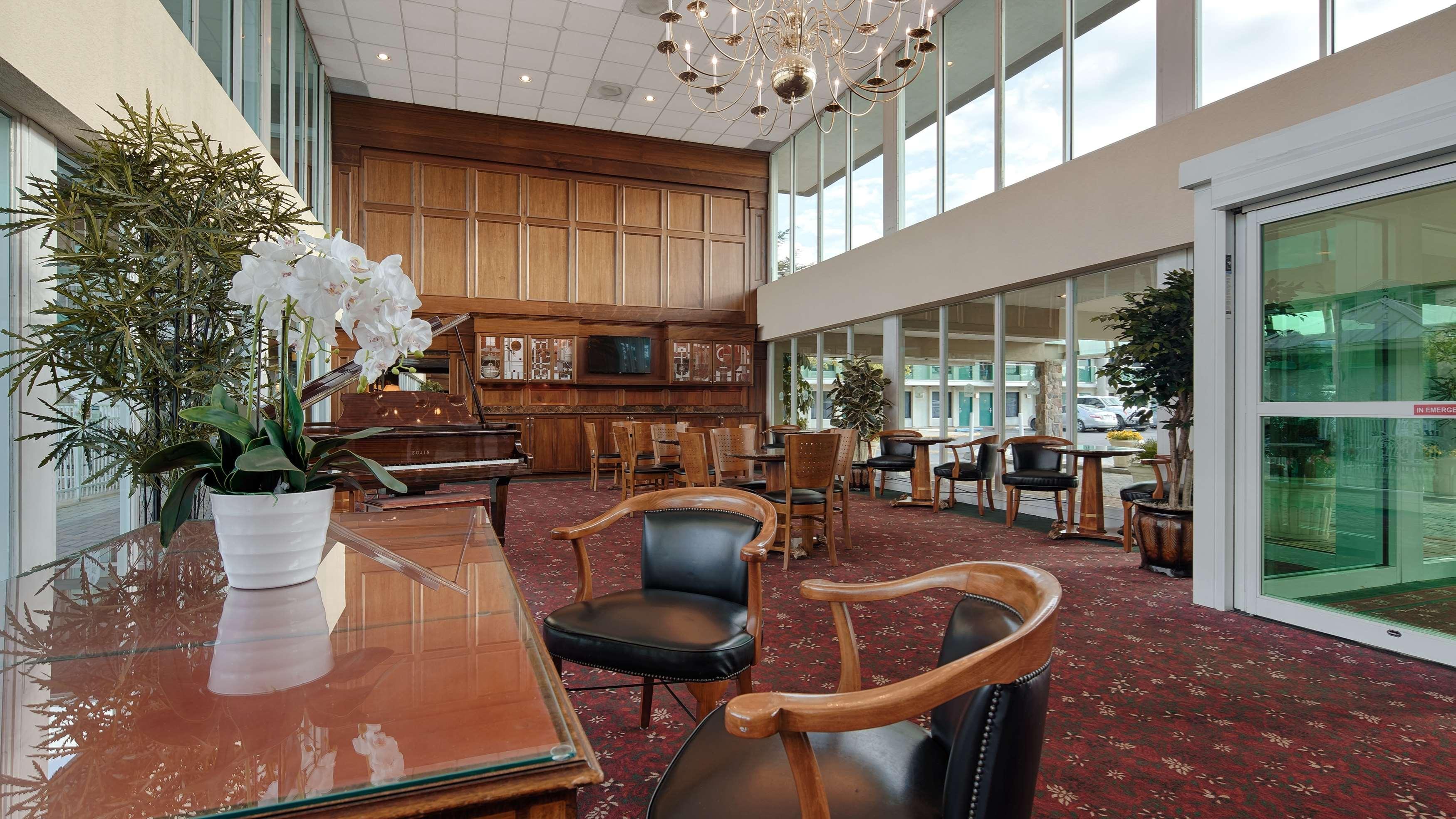 Best Western Plus Ottawa Kanata Hotel And Conference Centre Esterno foto
