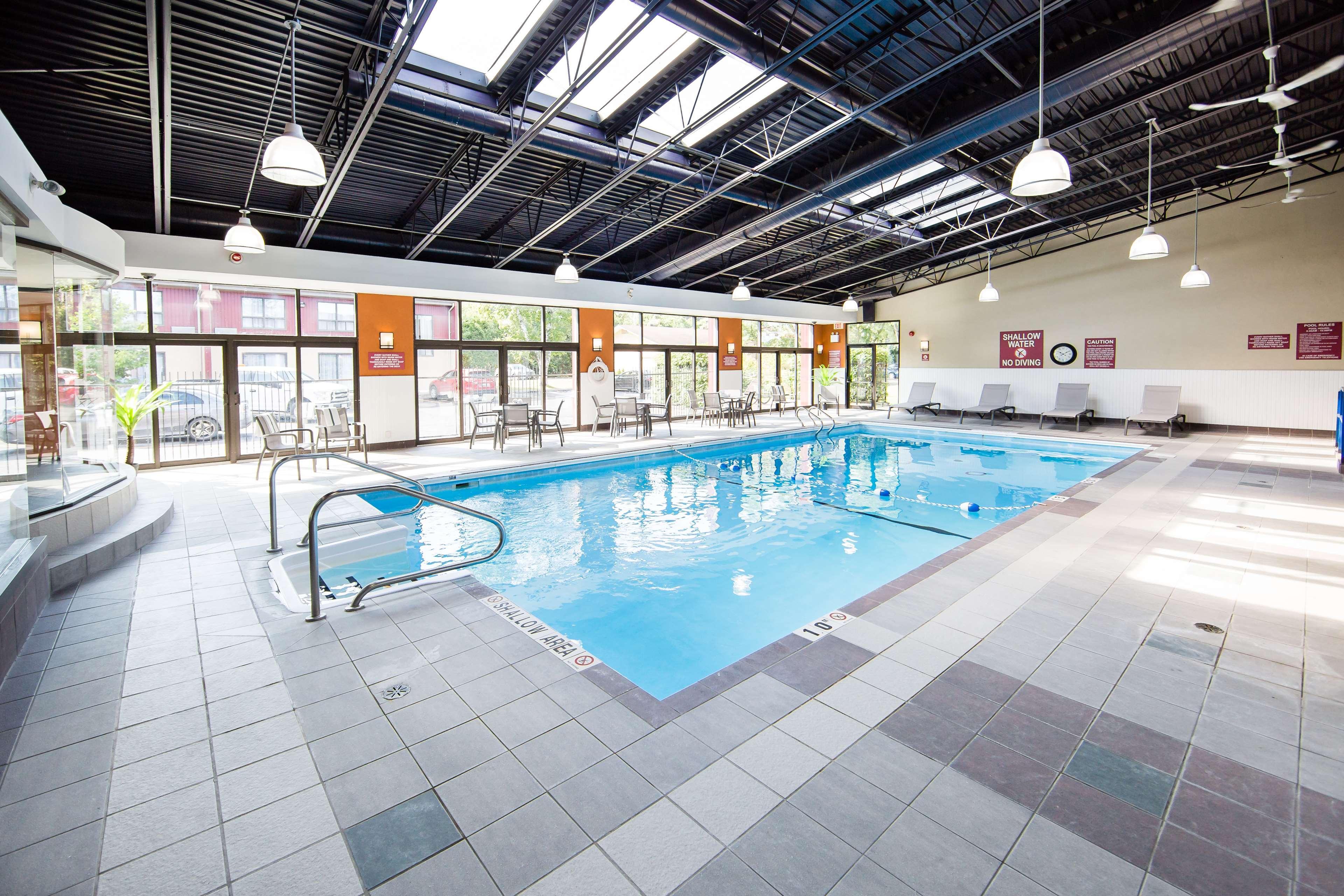 Best Western Plus Ottawa Kanata Hotel And Conference Centre Esterno foto