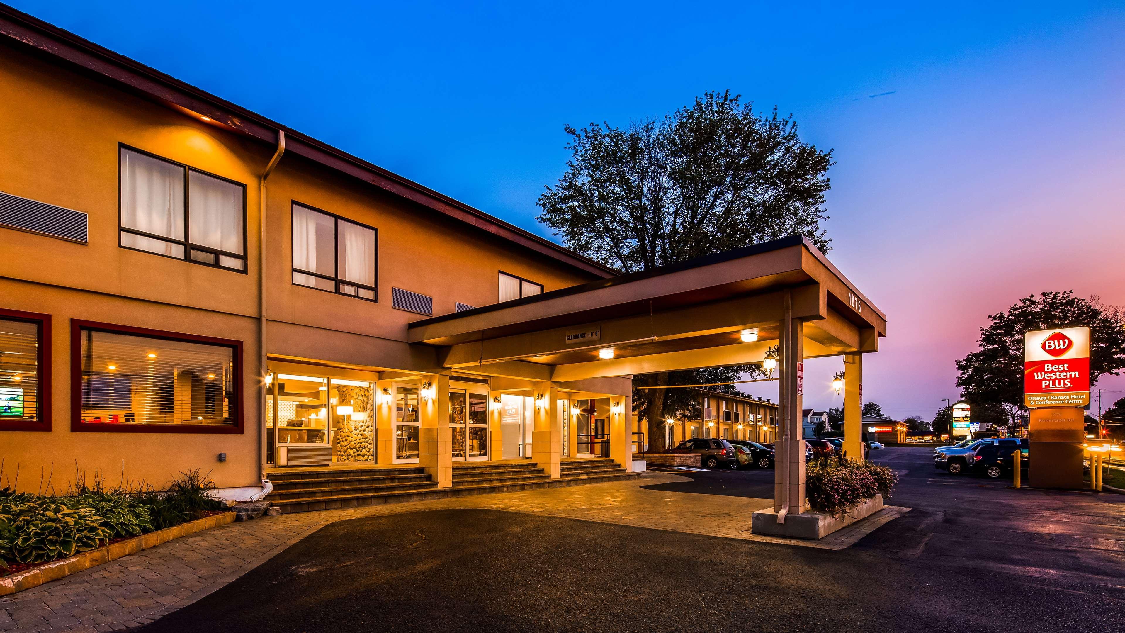 Best Western Plus Ottawa Kanata Hotel And Conference Centre Esterno foto