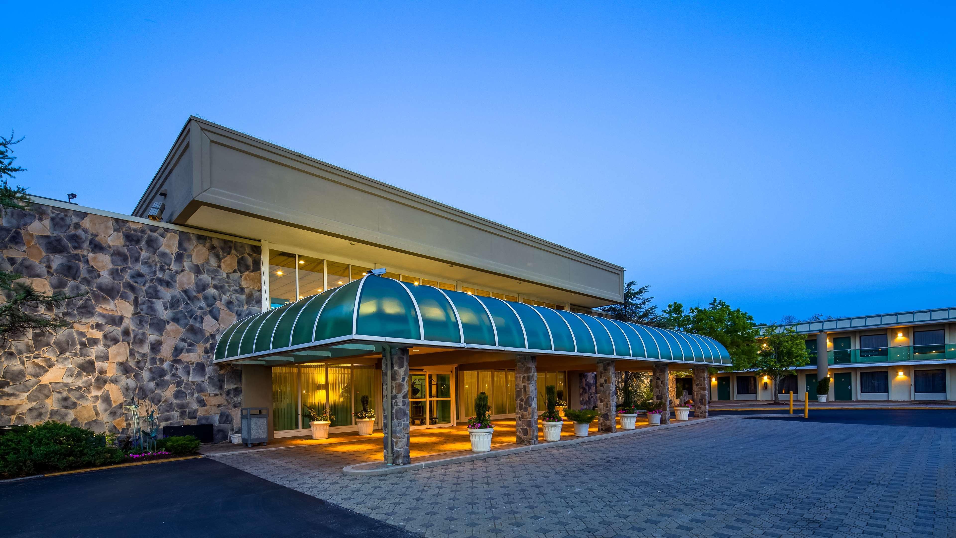 Best Western Plus Ottawa Kanata Hotel And Conference Centre Esterno foto