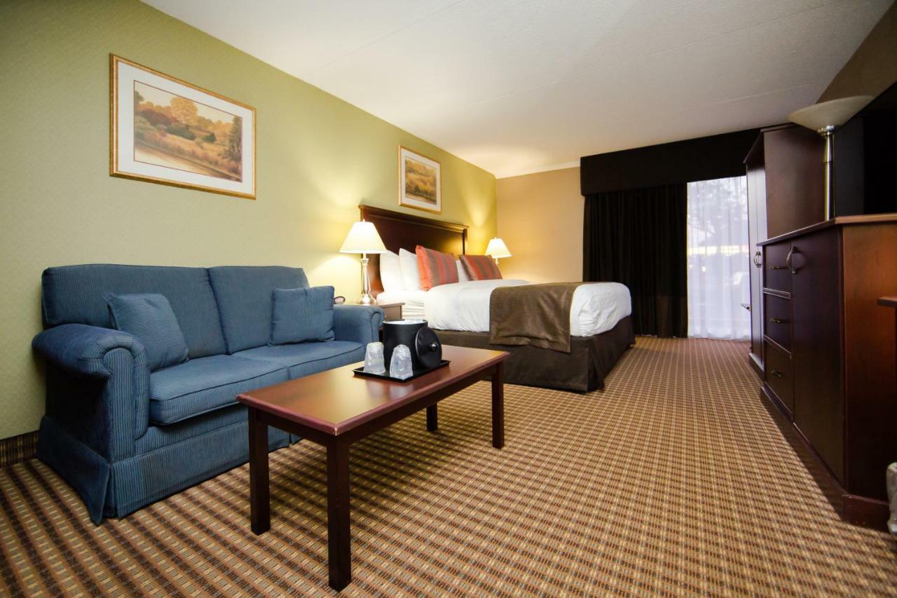 Best Western Plus Ottawa Kanata Hotel And Conference Centre Esterno foto